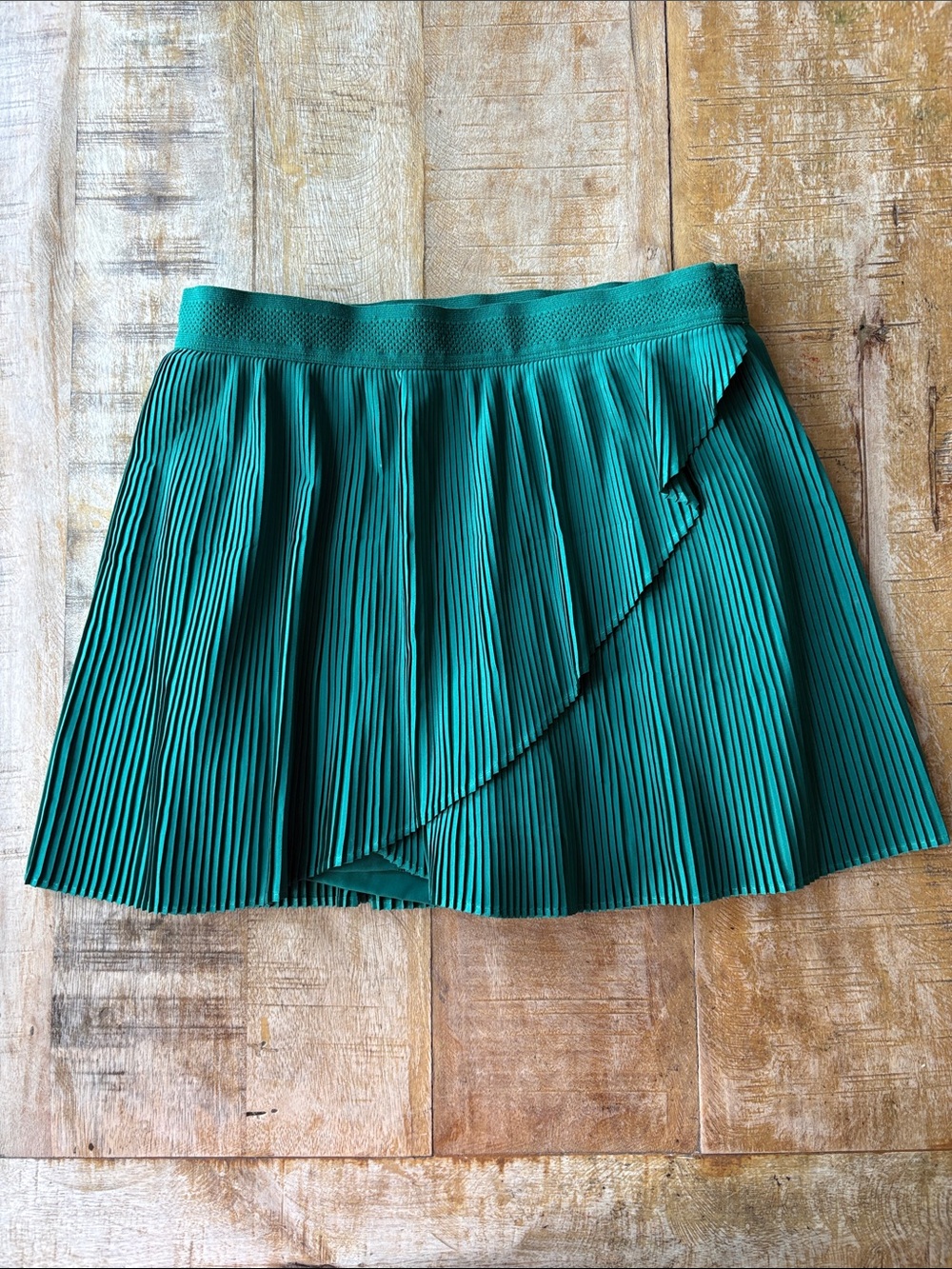 Wilson Emerald Green Pleated Wrap Tennis Skirt